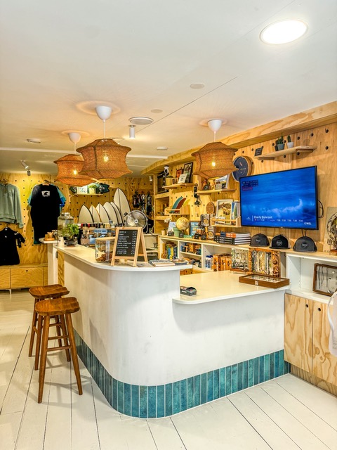 De bar en toonbank in de shop
